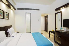 Rockland Hotel C R Park