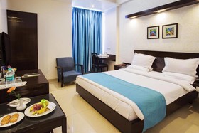 Rockland Hotel C R Park