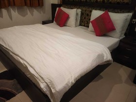 Vardhman Inn by ADB Rooms