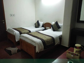 Vardhman Inn by ADB Rooms