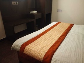 Vardhman Inn by ADB Rooms