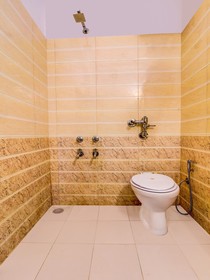 Vishwakarma Palace by OYO Rooms