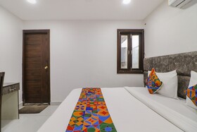 FabHotel Roadway Inn Yashobhoomi Convention Center