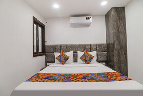 FabHotel Roadway Inn Yashobhoomi Convention Center