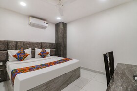 FabHotel Roadway Inn Yashobhoomi Convention Center