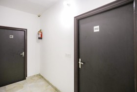 B&b Hotel by OYO Rooms