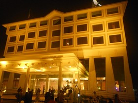 Comfort Inn Saffron Kiran