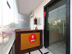 Gold Star Suits By OYO Rooms