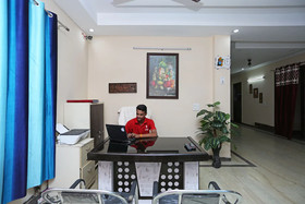 Homey Stay Suites by OYO Rooms