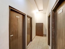 Hotel 555 by OYO Rooms