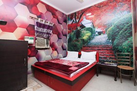 Hotel 999 by OYO Rooms