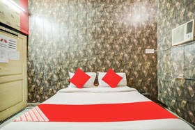 Hotel Hrl by OYO Rooms