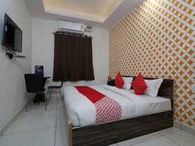 Hotel Redstone by OYO Rooms