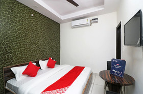 Hotel Redstone by OYO Rooms
