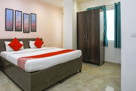 JSB Hotel by OYO Rooms