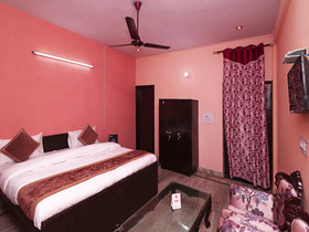 OYO 16146 Royal Guest House