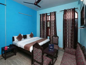 OYO 16146 Royal Guest House