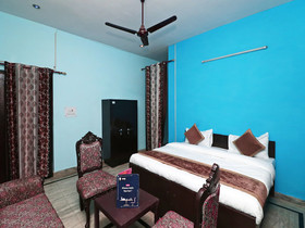 OYO 16146 Royal Guest House