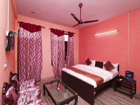 OYO 16146 Royal Guest House