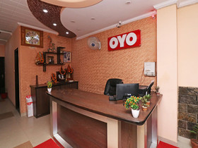 OYO 19002 Alpine Residency