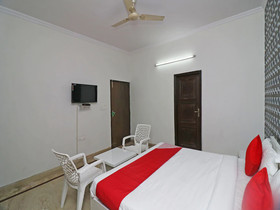 OYO 22506 Heaven Residency