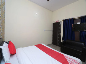 OYO 22698 Delight Residency