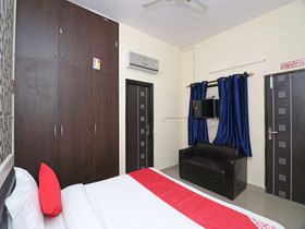 OYO 22698 Delight Residency