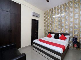 OYO 22698 Delight Residency