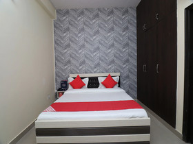 OYO 22698 Delight Residency