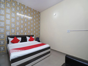 OYO 22698 Delight Residency