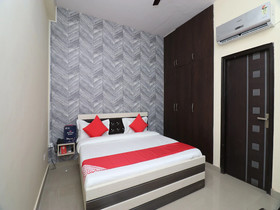 OYO 22698 Delight Residency