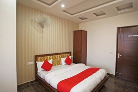 Raj Supermart by OYO Rooms