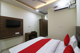 Ralson Residency By OYO Rooms