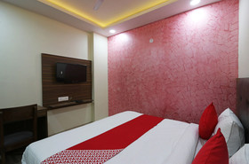 Ralson Residency By OYO Rooms