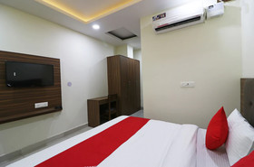 Ralson Residency By OYO Rooms