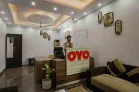 Red Velvet Rooms & Banquet by OYO Rooms