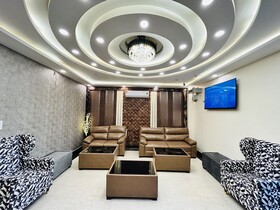 Shree Jee Hotel