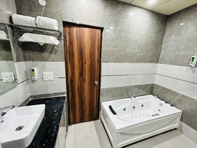 Shree Jee Hotel