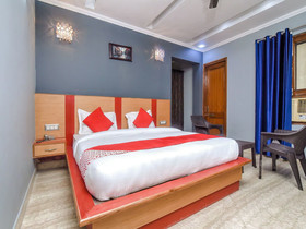 Glorious Stayz by OYO Rooms