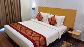 Hibiscus Select Hotel