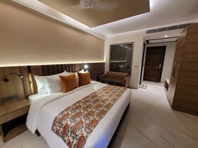 Hotel Rj Managed By Ahg