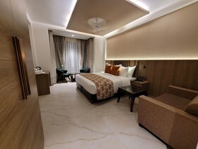 Hotel Rj Managed By Ahg