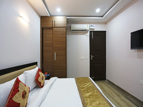 Khushi Residence by OYO