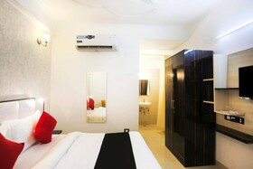 M K Hotel And Restaurant