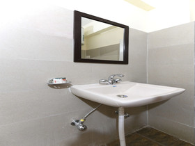 OYO 18390 Shiv Shakti Guest House