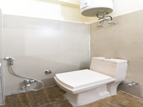 OYO 18390 Shiv Shakti Guest House