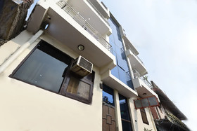 OYO 18390 Shiv Shakti Guest House