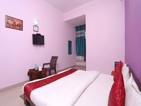 Roomers House