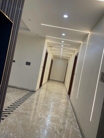 The Grand Mansion Hotel