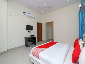 The Heaven Inn by OYO Rooms
